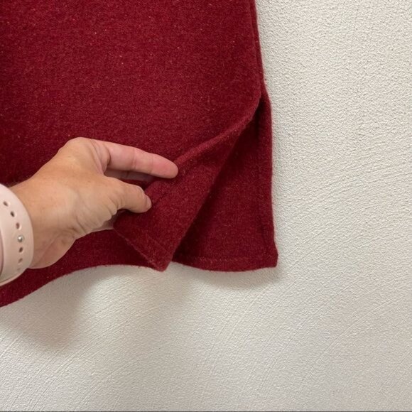 Fisherman Out Of Ireland Red Wool Top with Pockets Sz Small - Picture 5 of 5